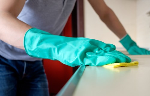 Governing law and final contract terms for carpet cleaners