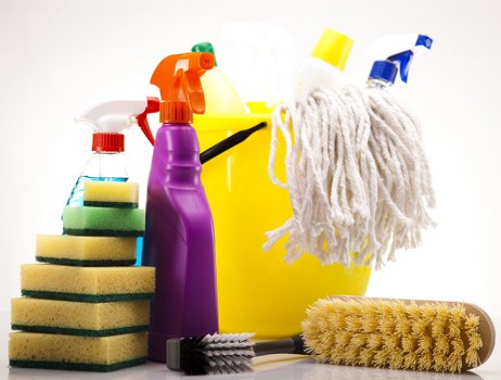 Deep cleaning in N5 living room and dust removal