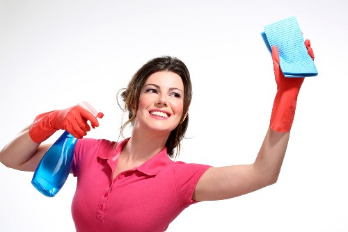Deep carpet cleaning service in N5 with advanced equipment