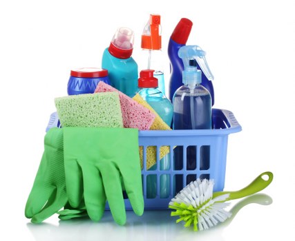 N5 cleaning team providing deep cleaning services